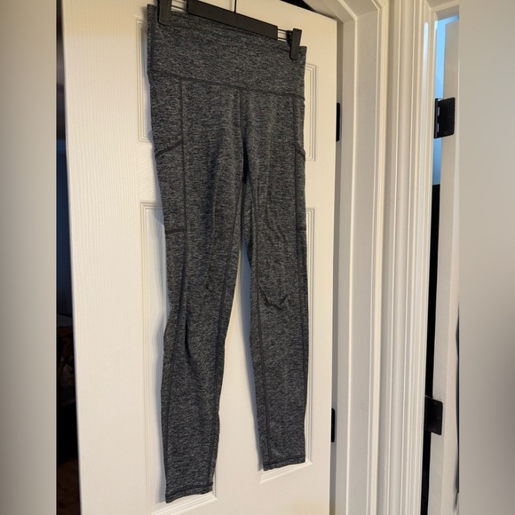Aerie Chill Play Move Mid Rise Leggings Heather Gray Size Small w/Pockets - Picture 2 of 5